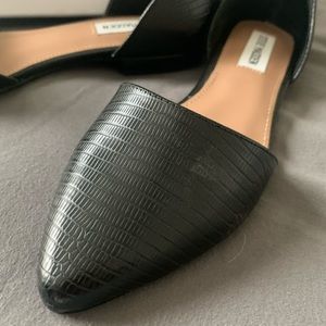 Steve Madden Genius d’Orsay black flats. New
